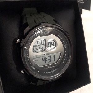 🐼⌚️KENNETH COLE® REACTION Black on Black Watch⌚️🐼